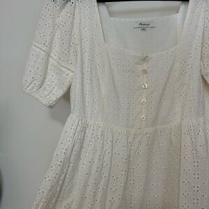 white eyelet madewell dress:)